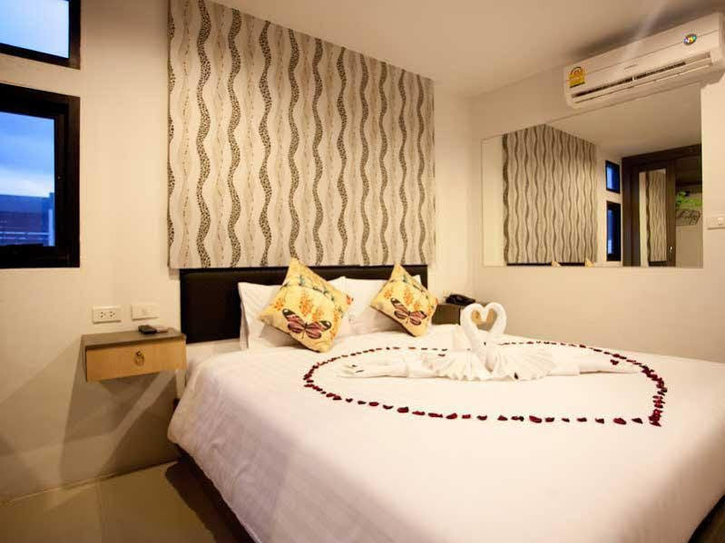 Studio Patong By Icheck Inn Phuket Exterior foto